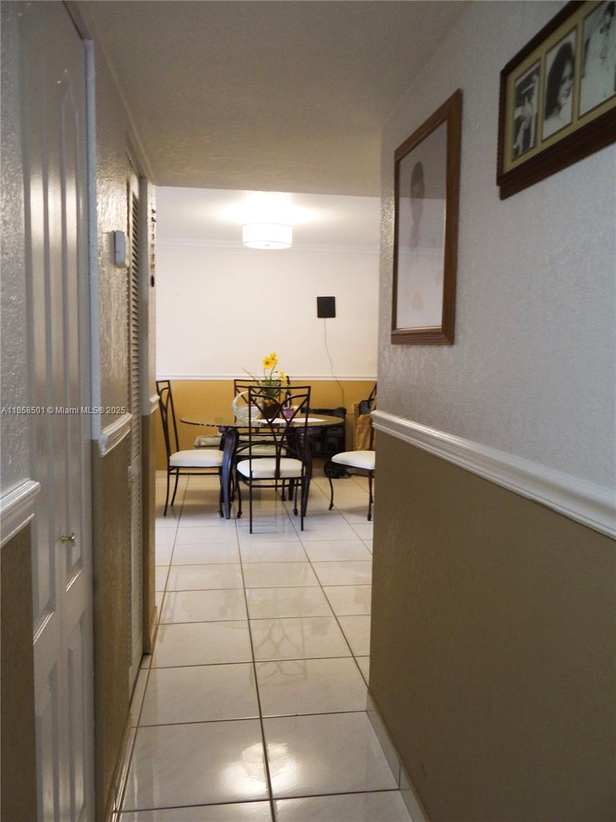 WESTLAND CONDO - Residential