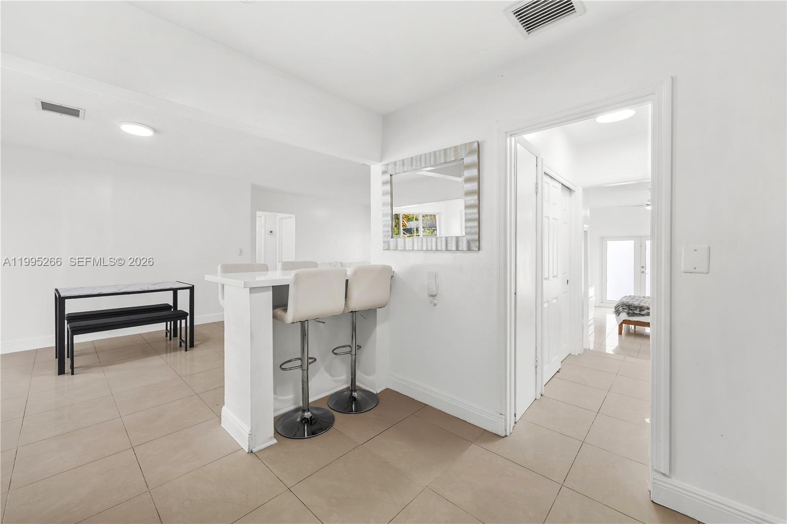 HOLLYWOOD COUNTRY CLUB DI - Residential