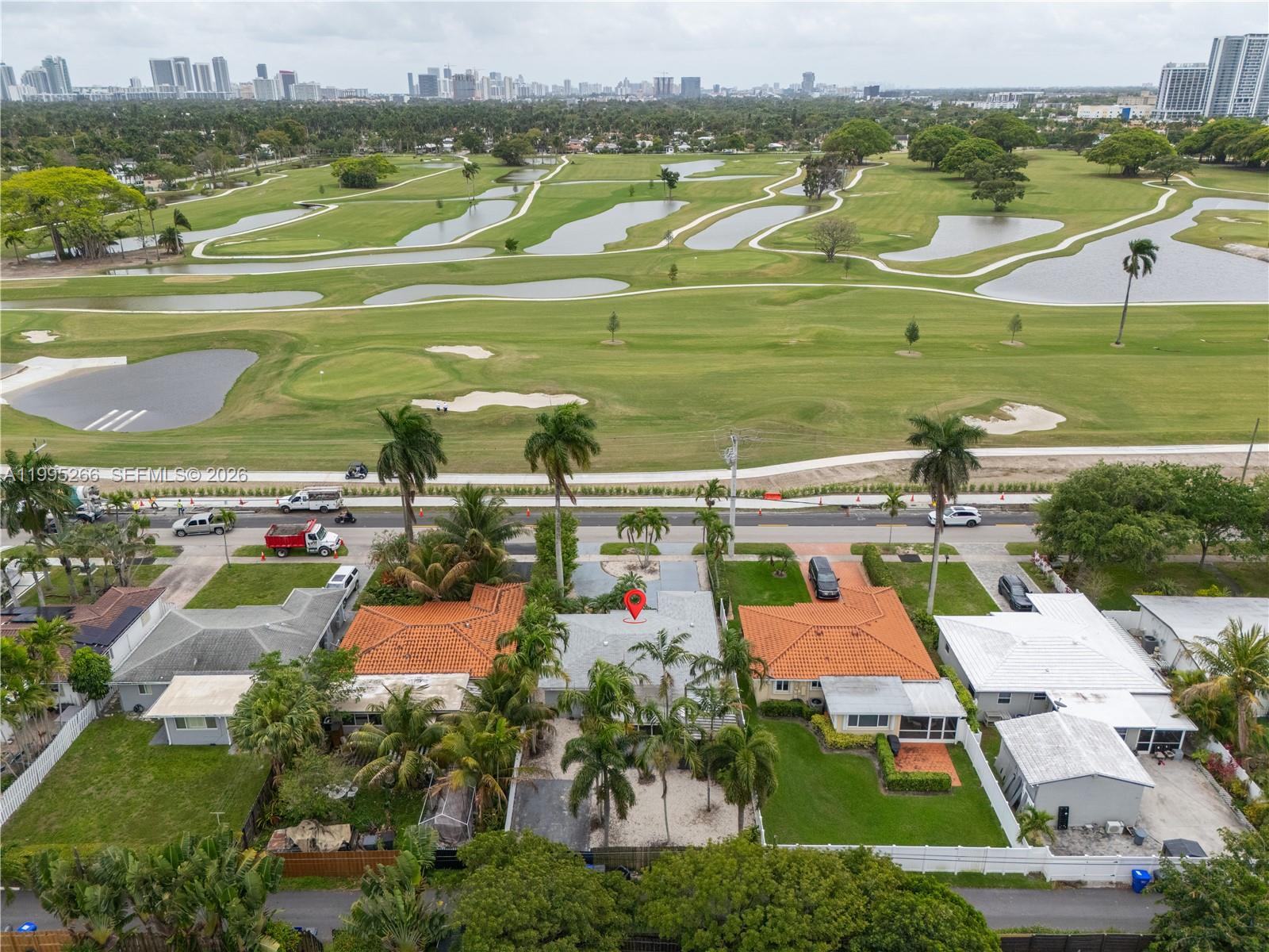 HOLLYWOOD COUNTRY CLUB DI - Residential