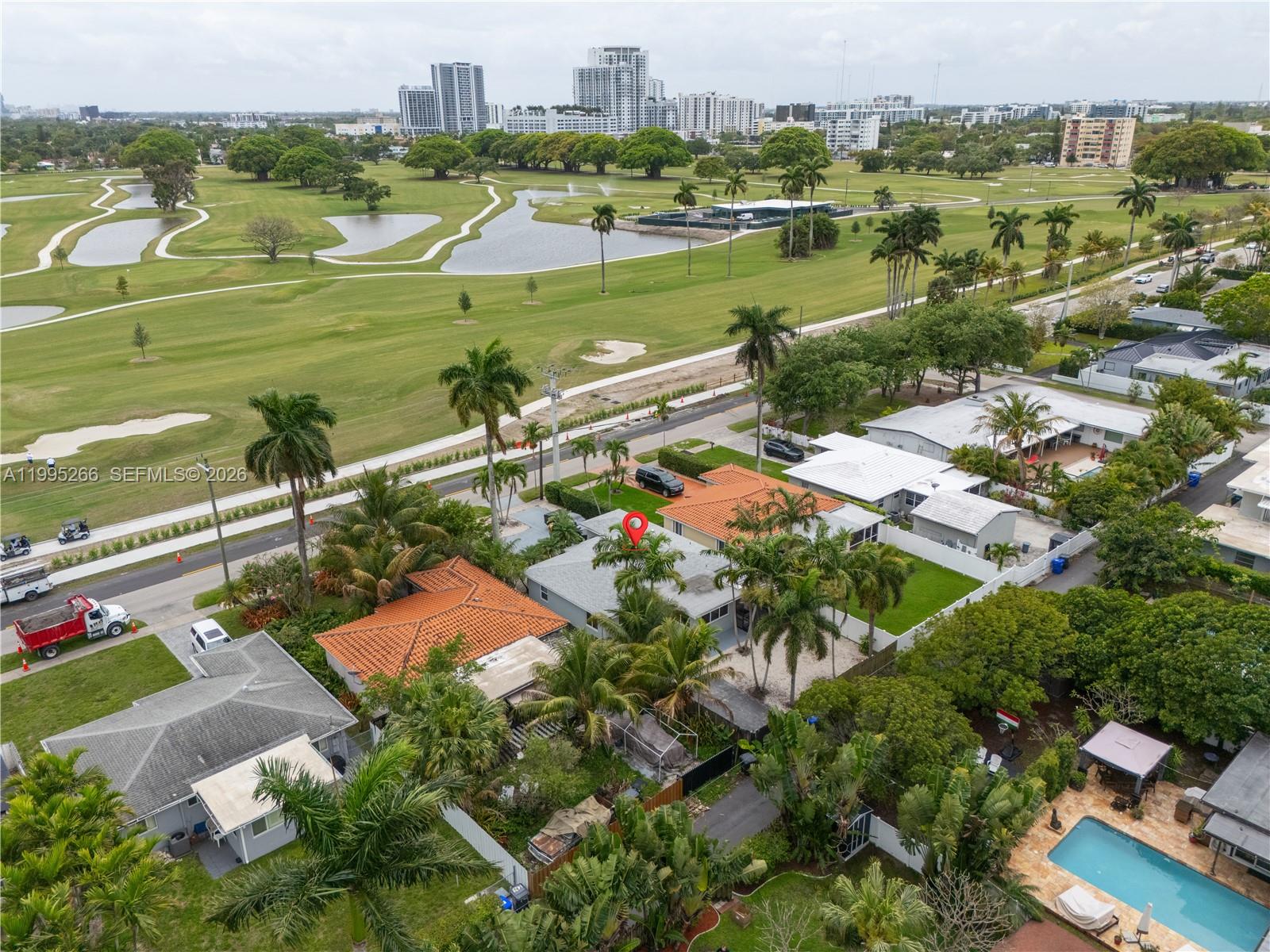 HOLLYWOOD COUNTRY CLUB DI - Residential