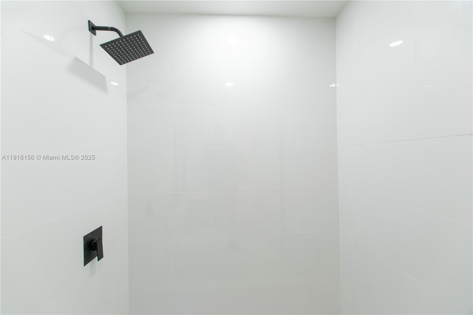 LAKE FOREST SEC ONE - Residential