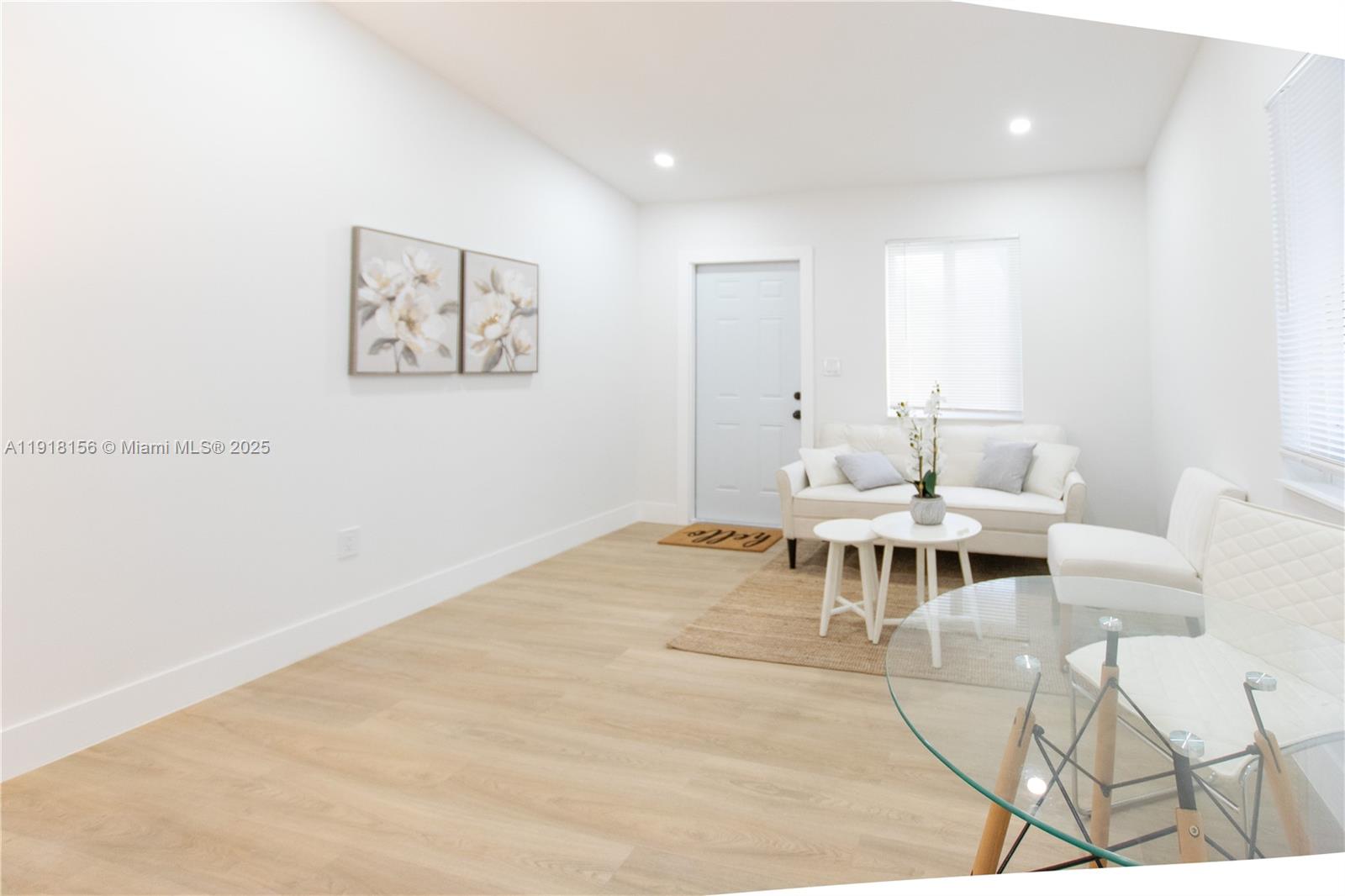 LAKE FOREST SEC ONE - Residential