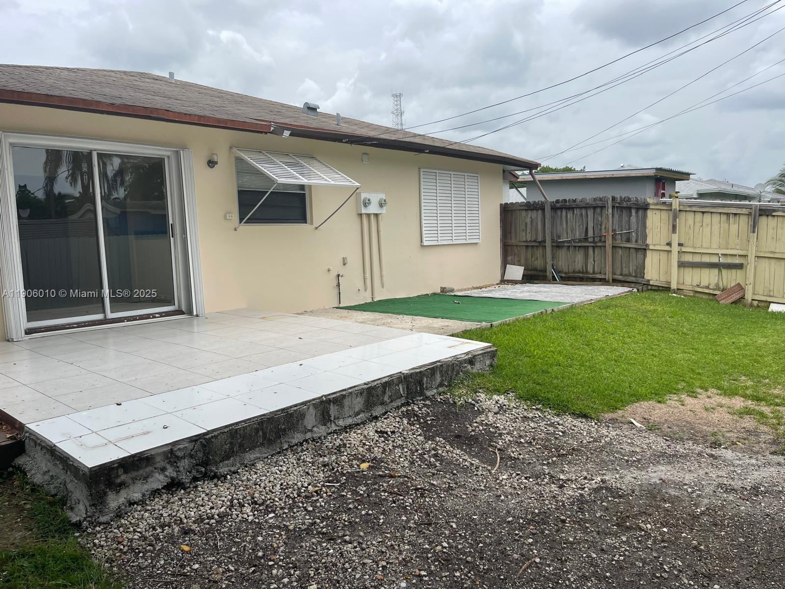 POINT ROYALE SEC 5 - Residential Lease