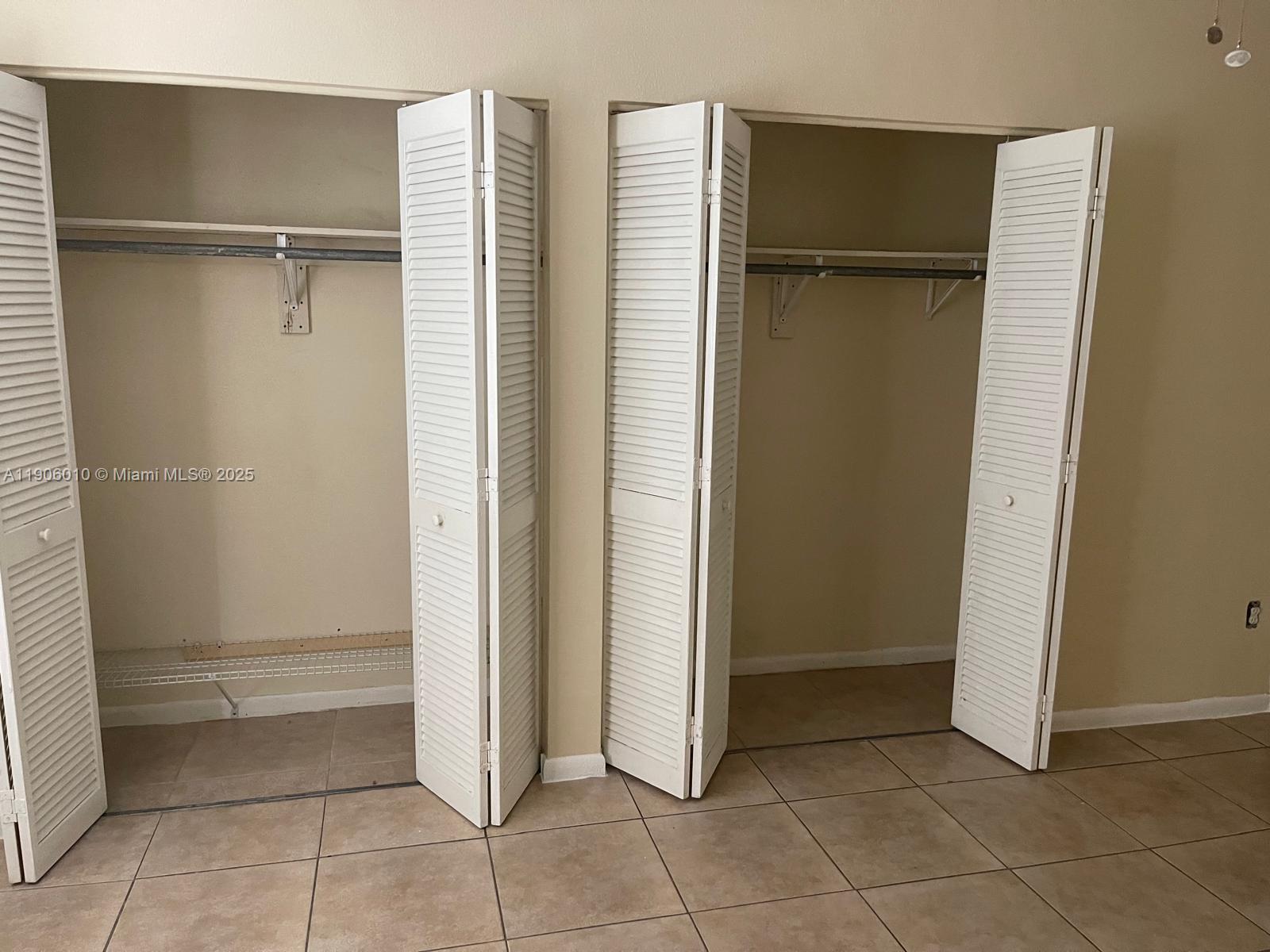 POINT ROYALE SEC 5 - Residential Lease