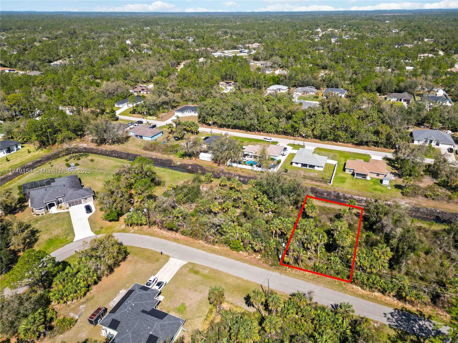 Port Charlotte Sub 30 - Land