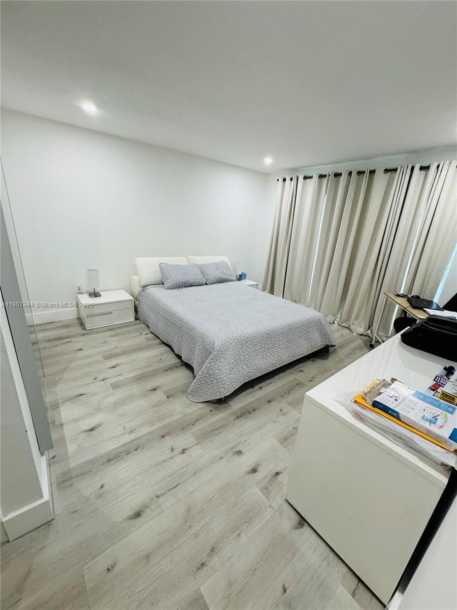 ST ANDREWS COURT CONDO - Residential Lease