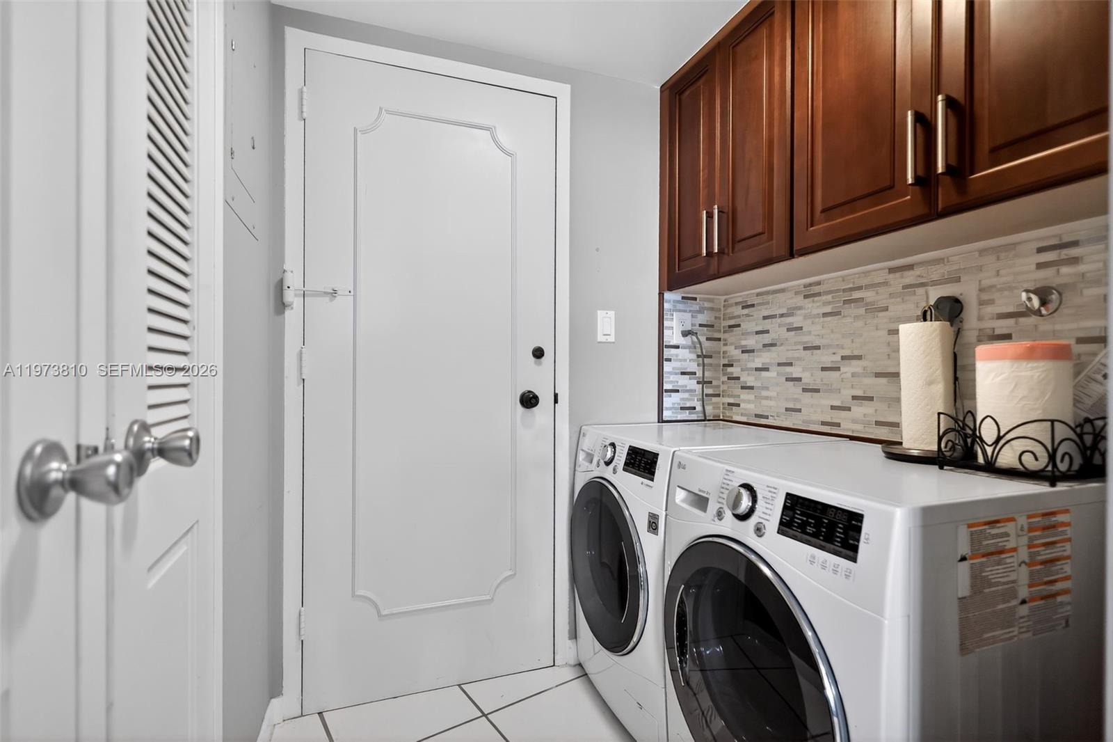 MAYA MARCA CONDO - Residential