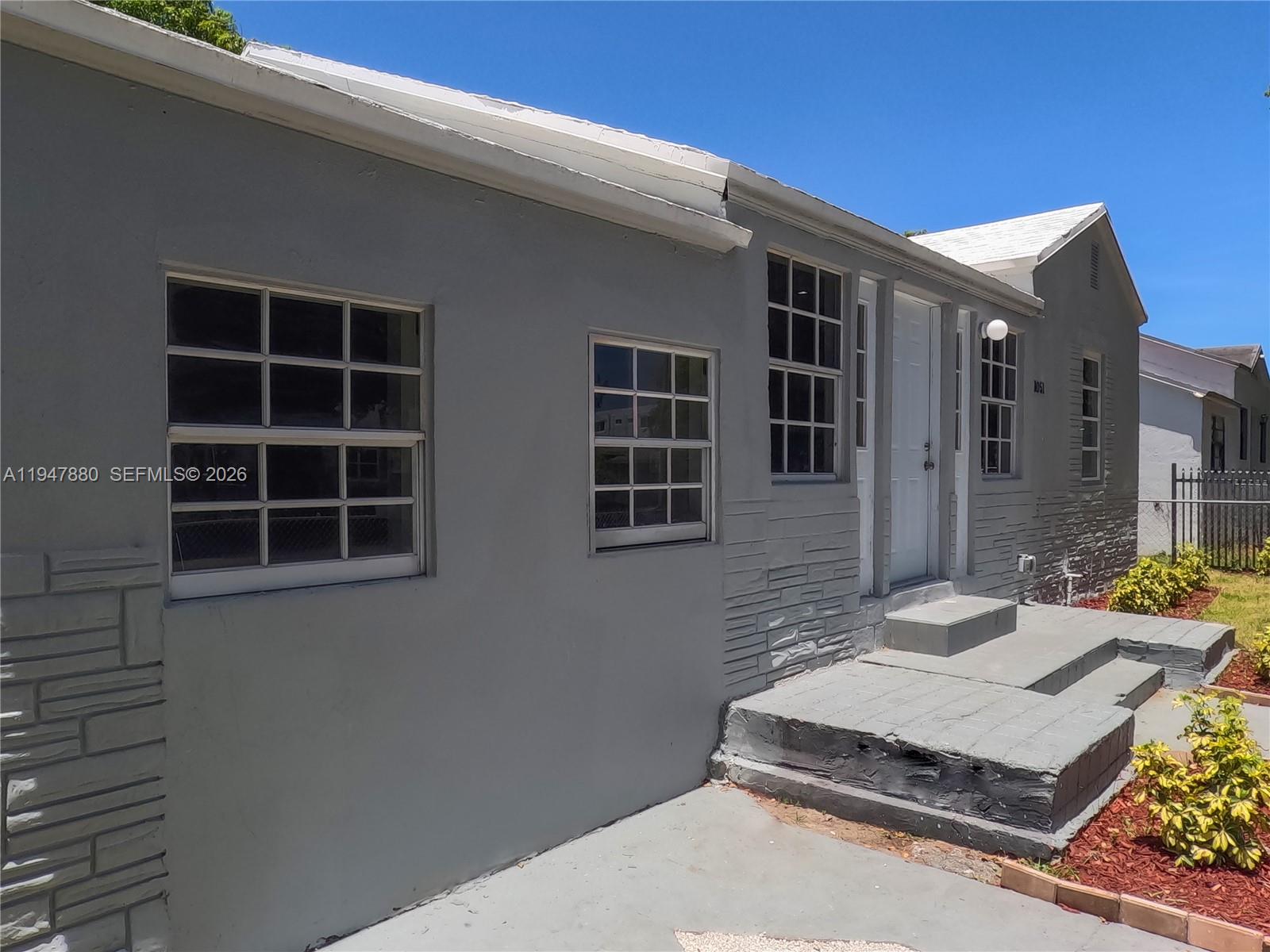 SEVENTH AVE PARK - Residential