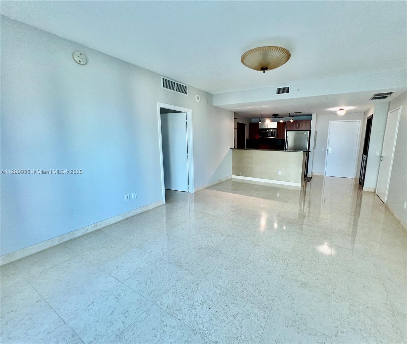 300 S Biscayne Blvd 2006