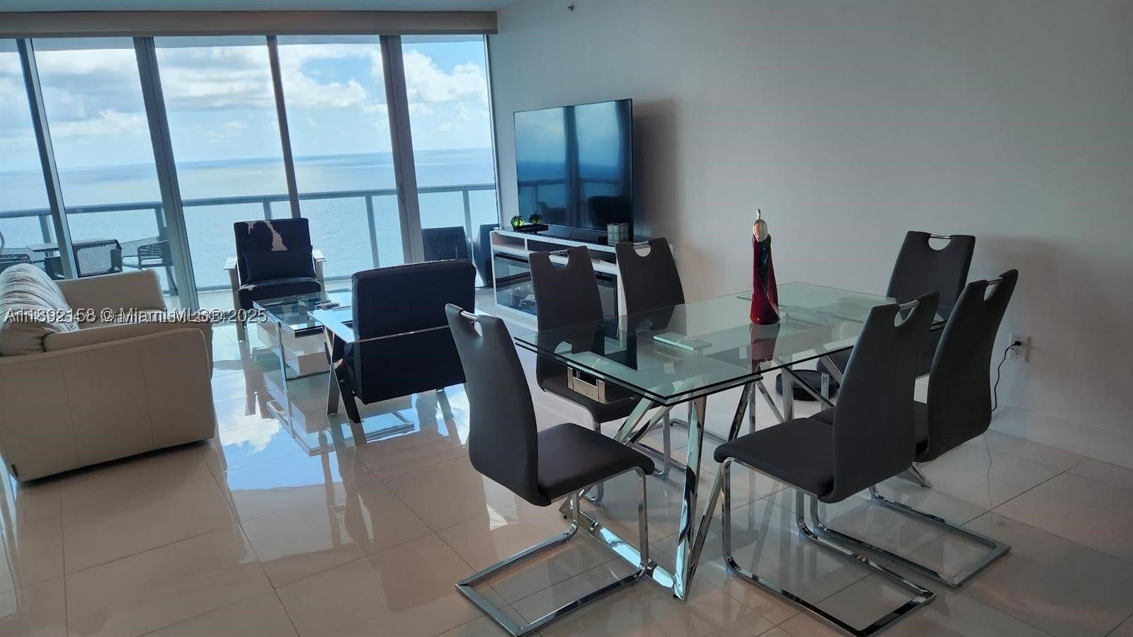 17001 Collins Ave 3705