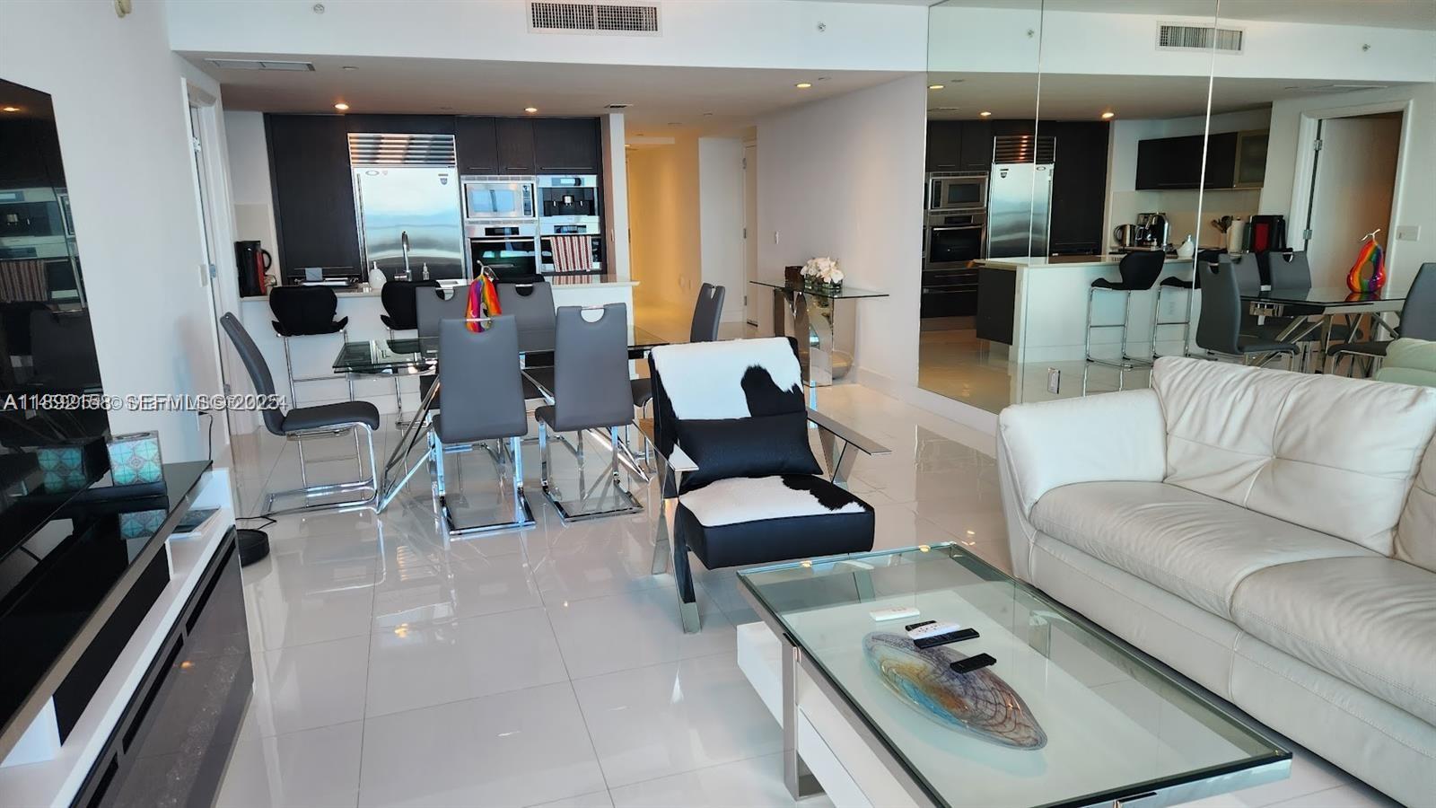 JADE BEACH CONDO - Residential Lease