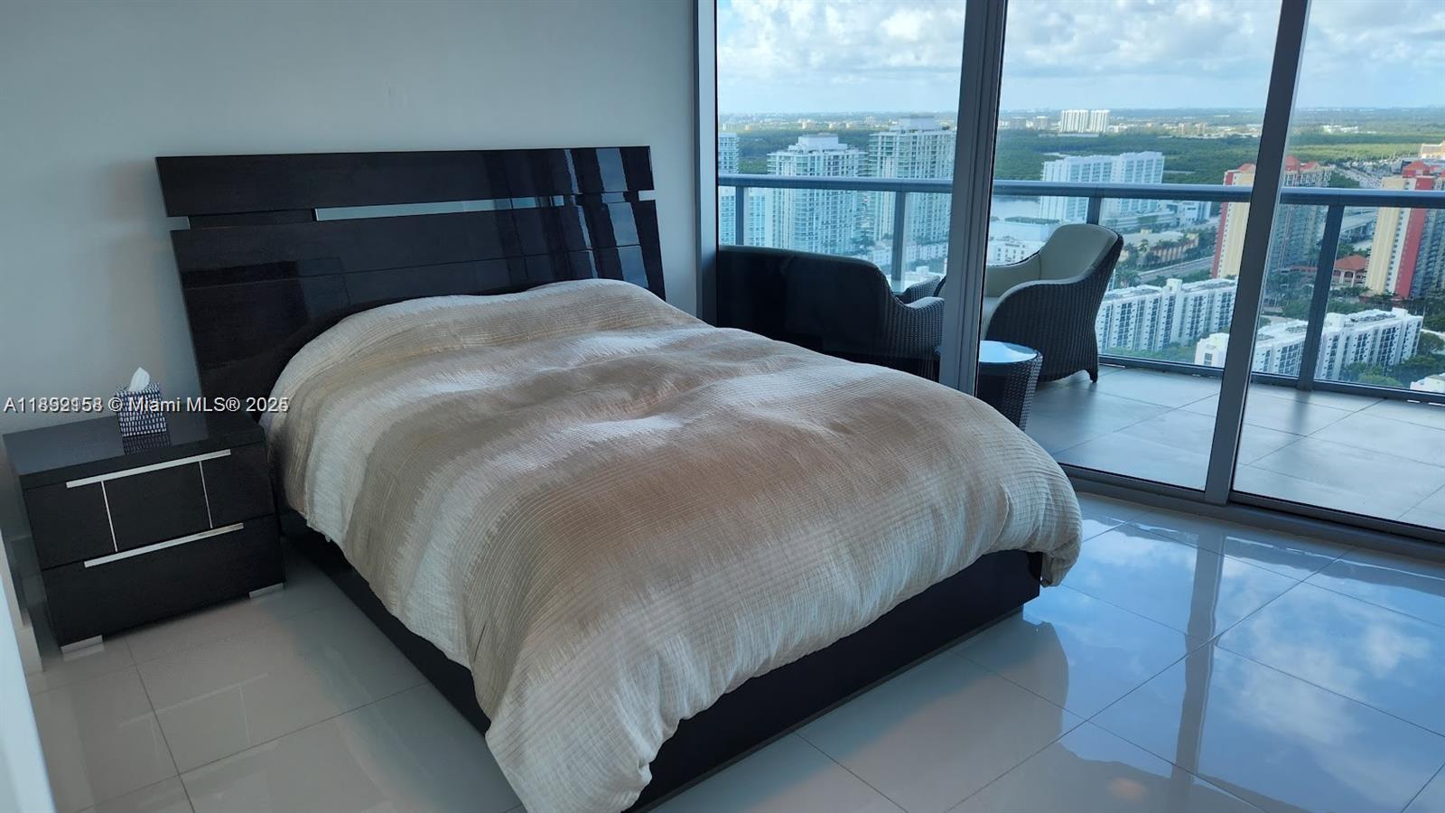 JADE BEACH CONDO - Residential Lease