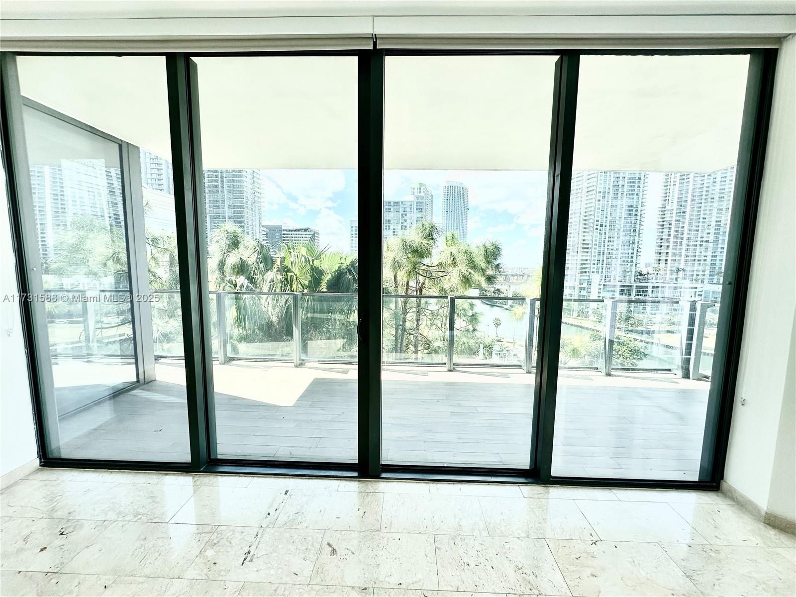 REACH CONDO - Residential