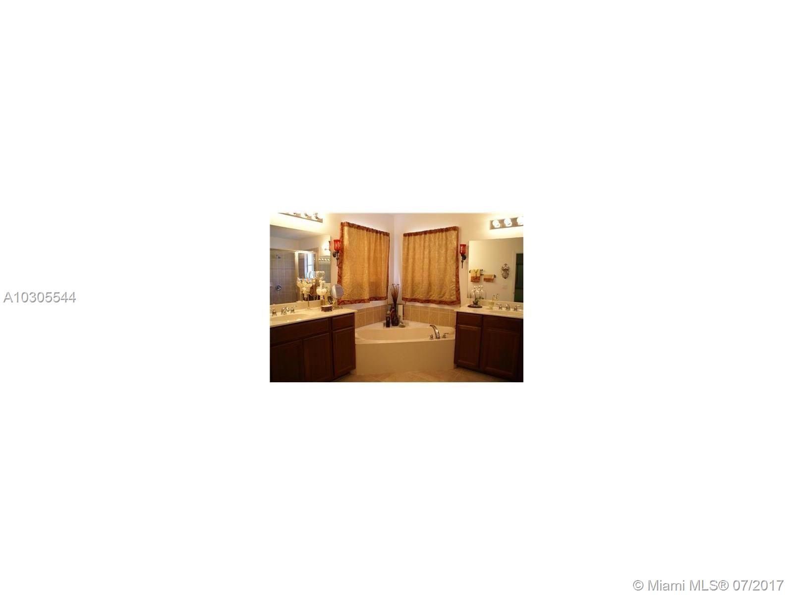 MANDARIN LAKES - Residential Lease