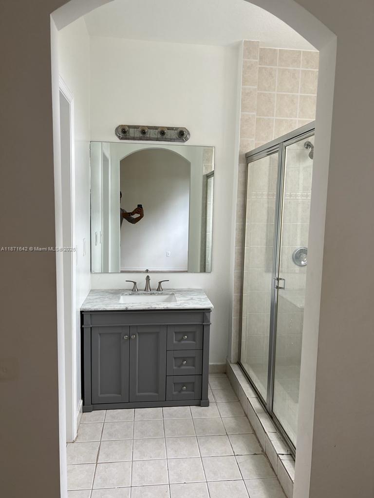 Villas At Harbor isles - Residential Lease