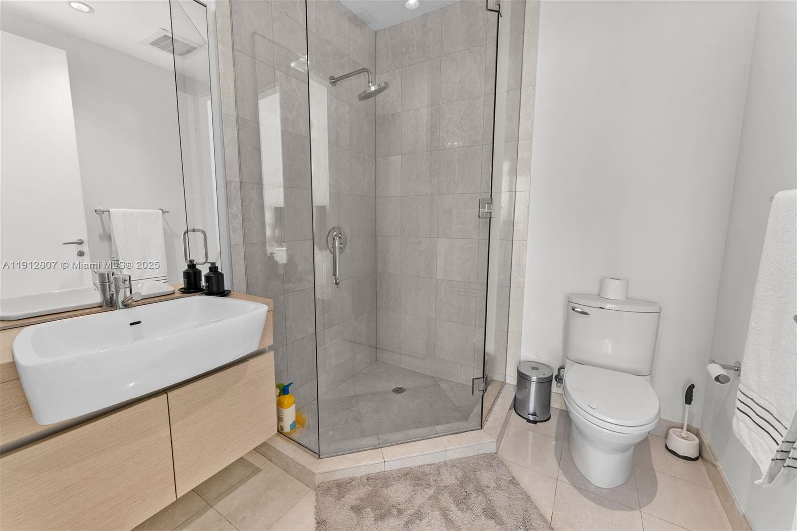 EPIC WEST CONDO - Residential