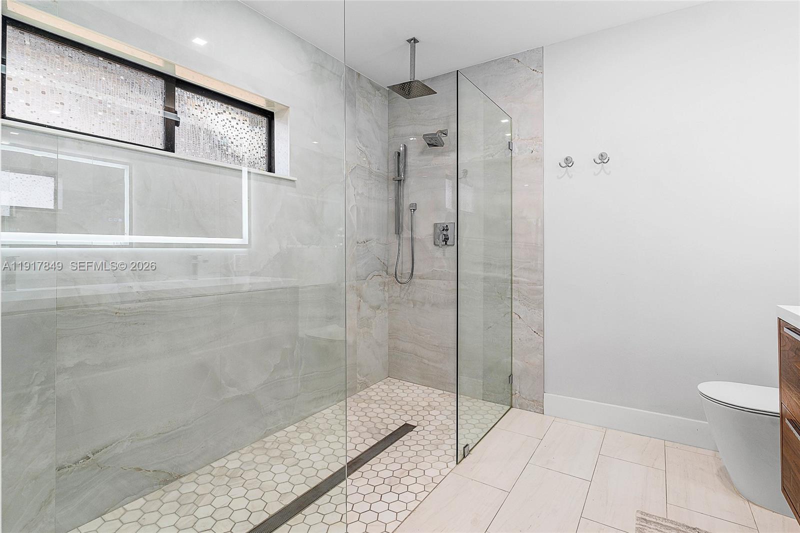 Country Club Isles - Residential