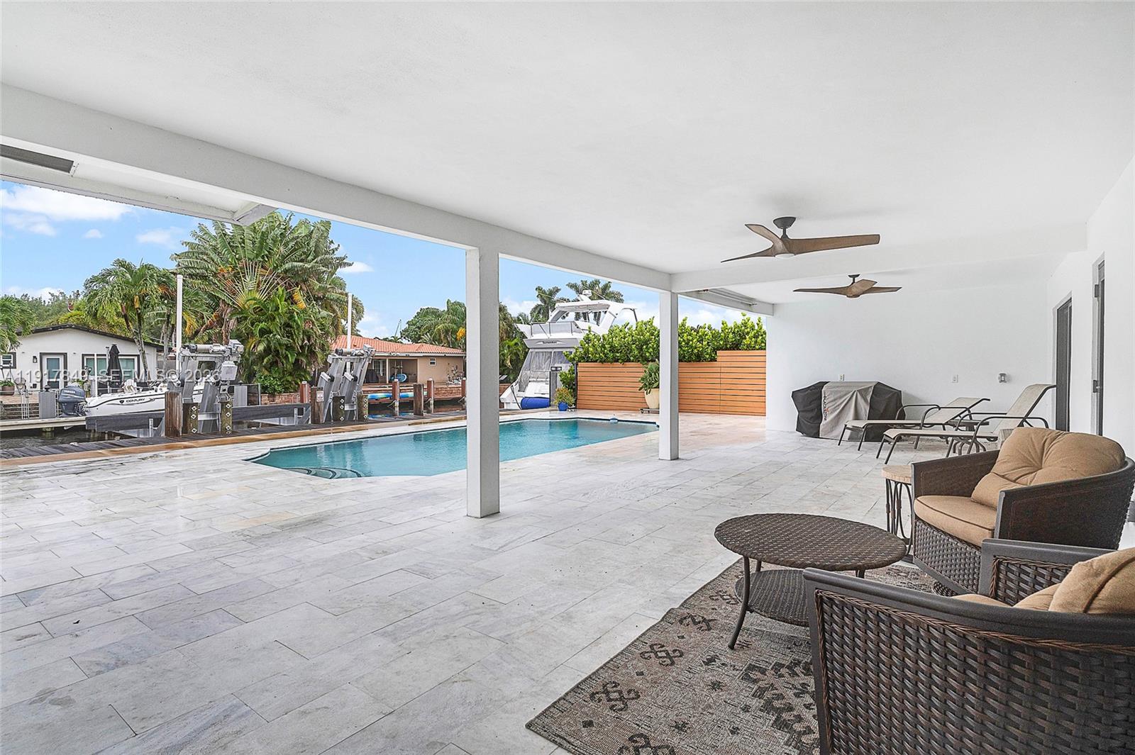 Country Club Isles - Residential