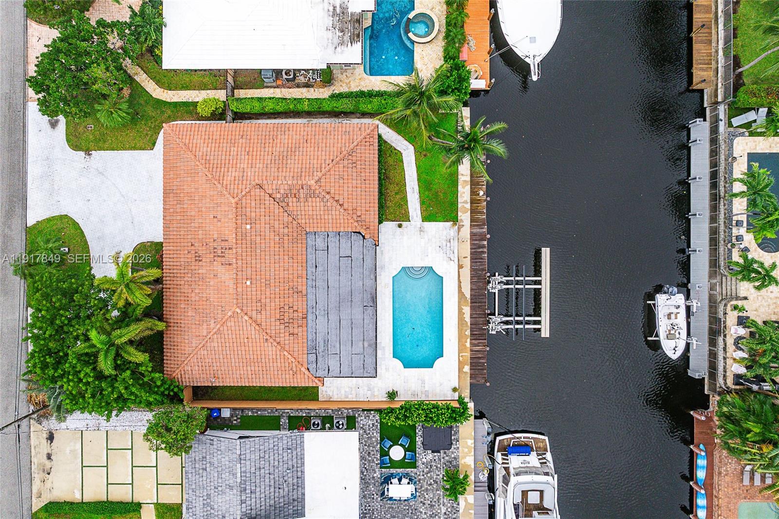 Country Club Isles - Residential