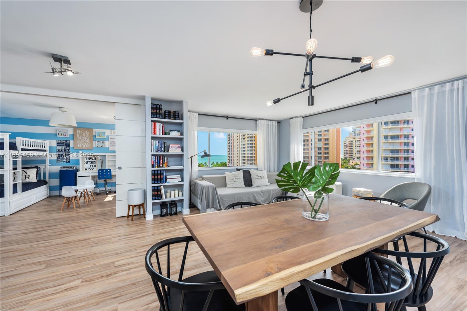 650 Ocean Dr 10E