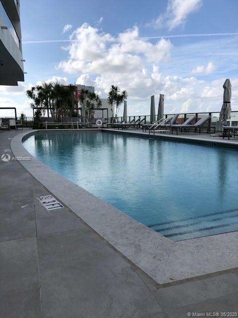 CANVAS CONDO - Residential Lease