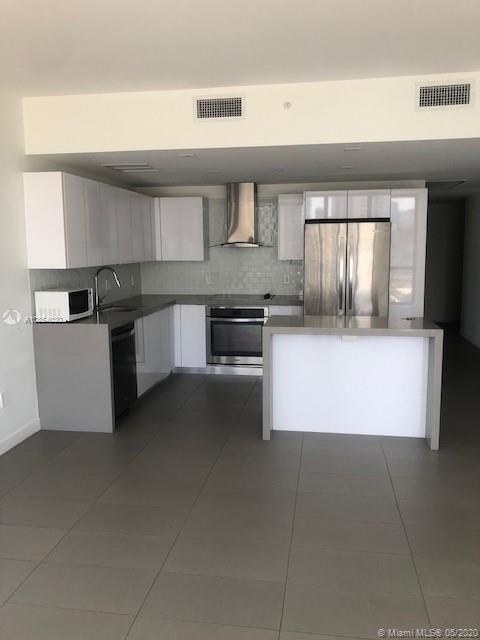 CANVAS CONDO - Residential Lease