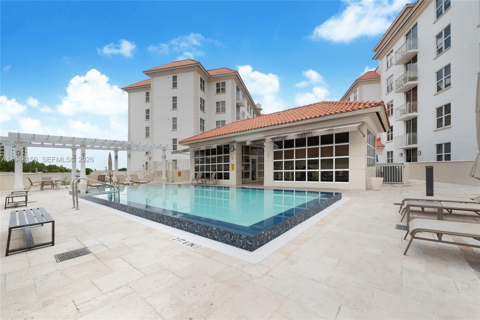 THE MINORCA CONDO - Residential