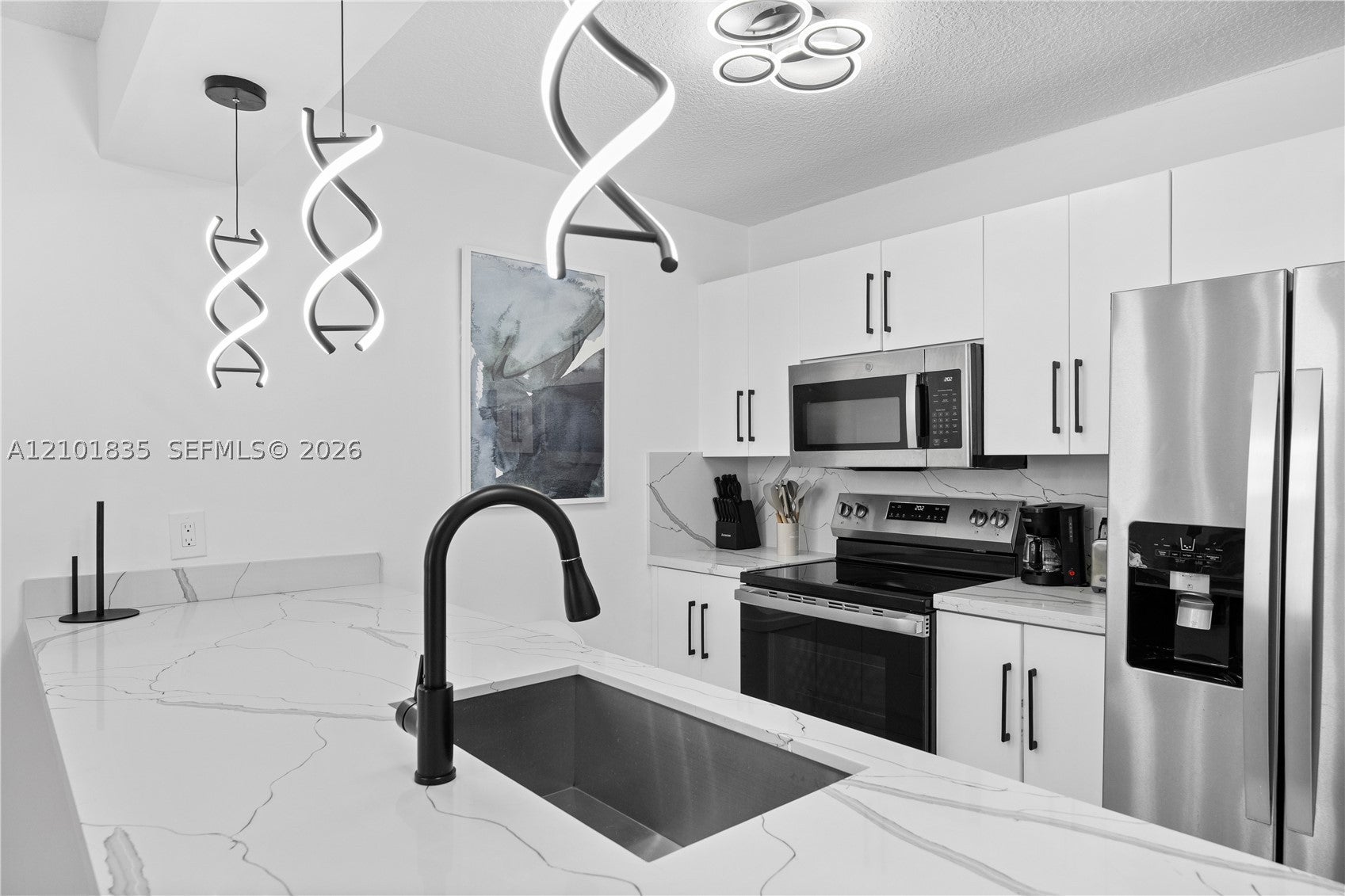 1200 Brickell Bay Dr 1907