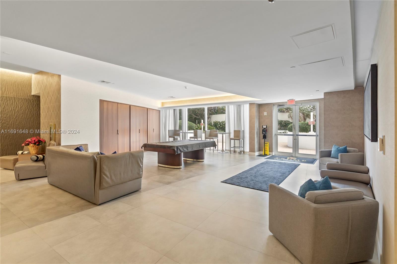 TRUMP PALACE CONDO - Residential