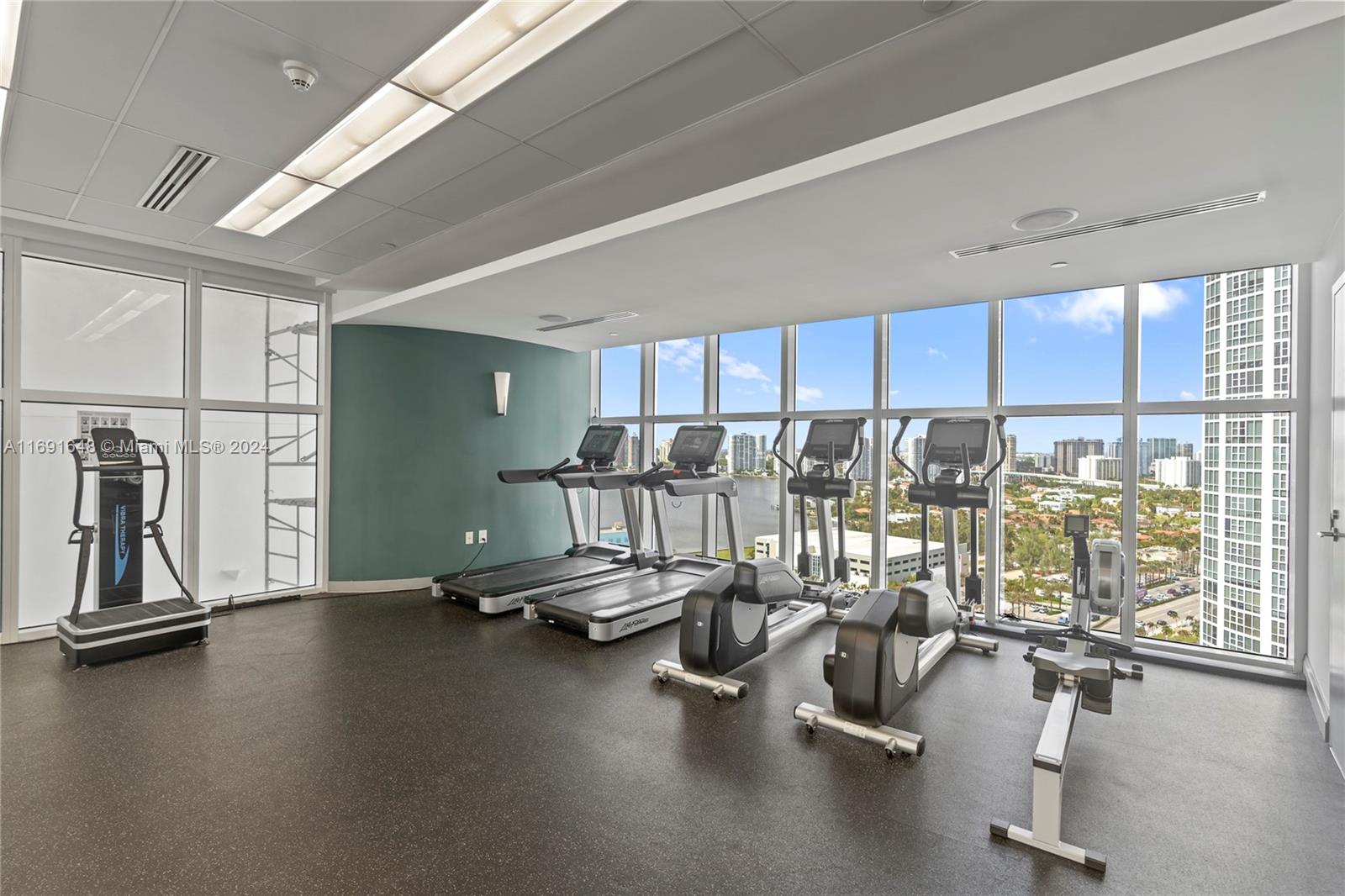 TRUMP PALACE CONDO - Residential