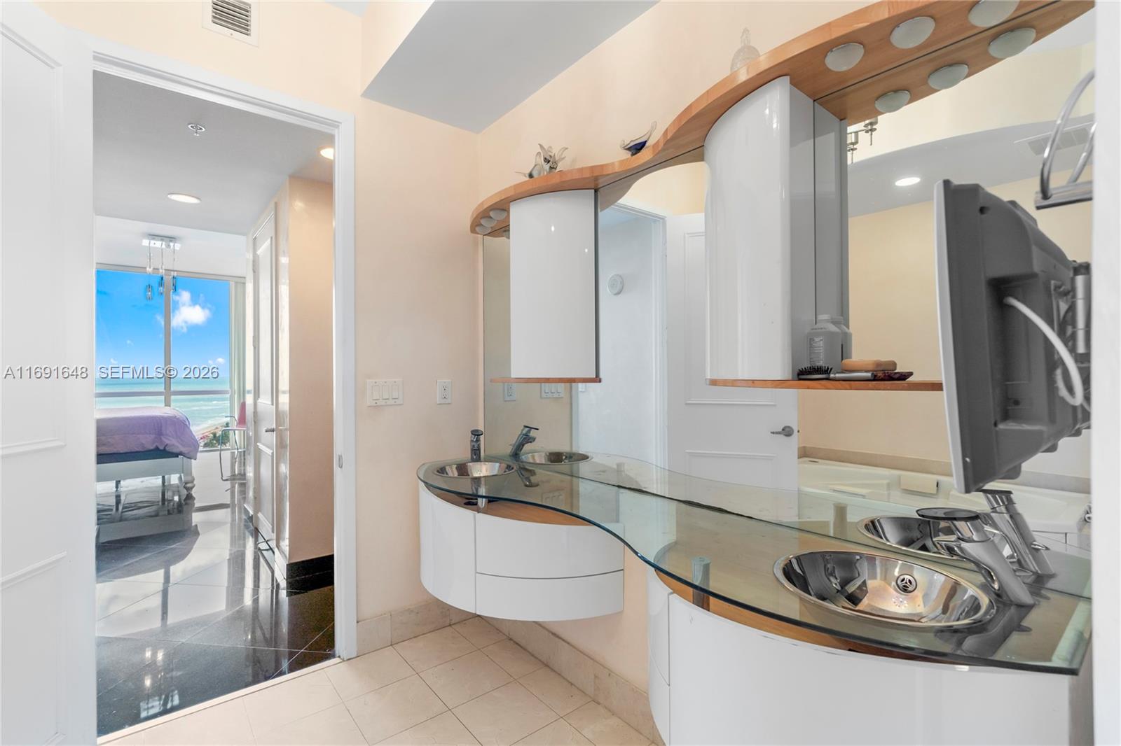 TRUMP PALACE CONDO - Residential