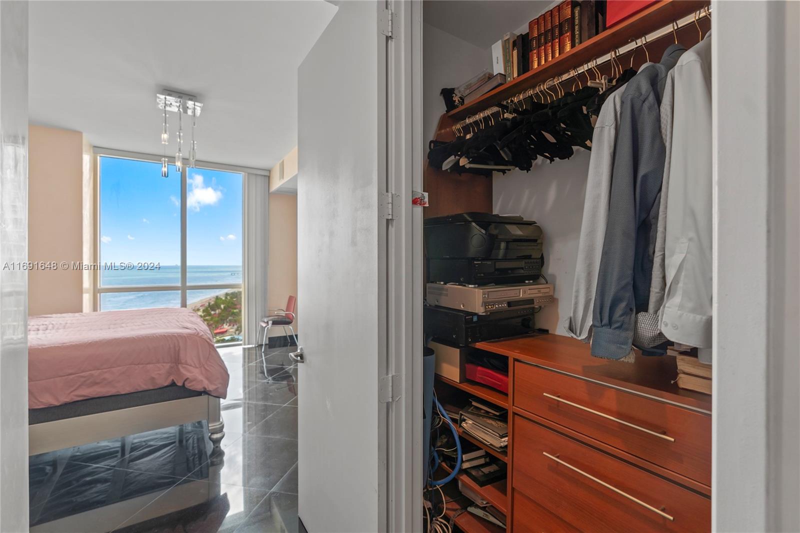 TRUMP PALACE CONDO - Residential