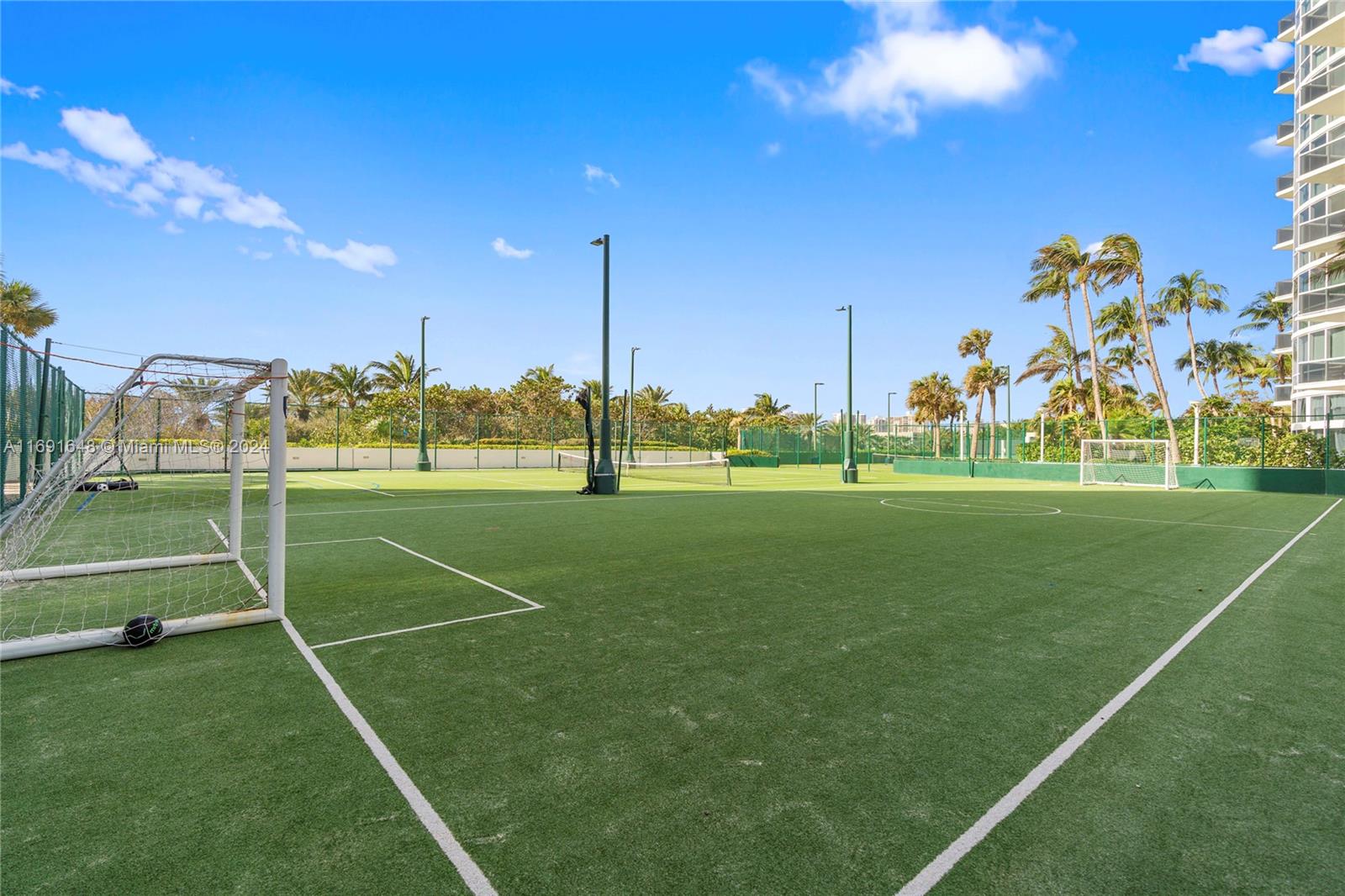 TRUMP PALACE CONDO - Residential