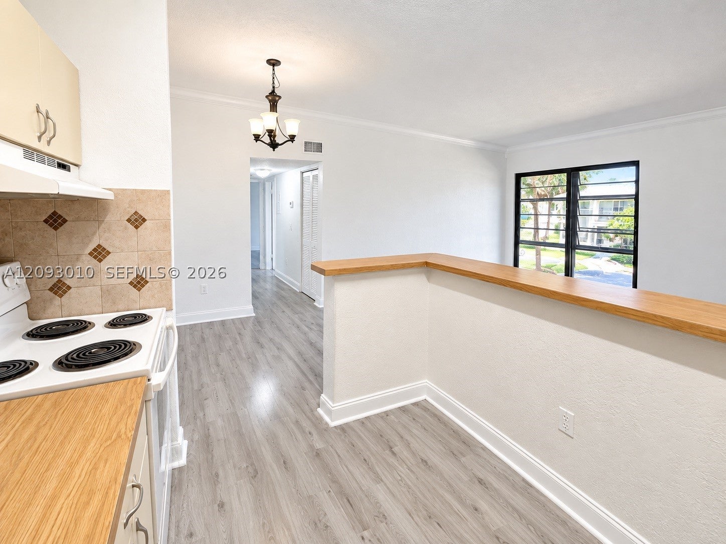 9731 Hammocks Blvd 204B