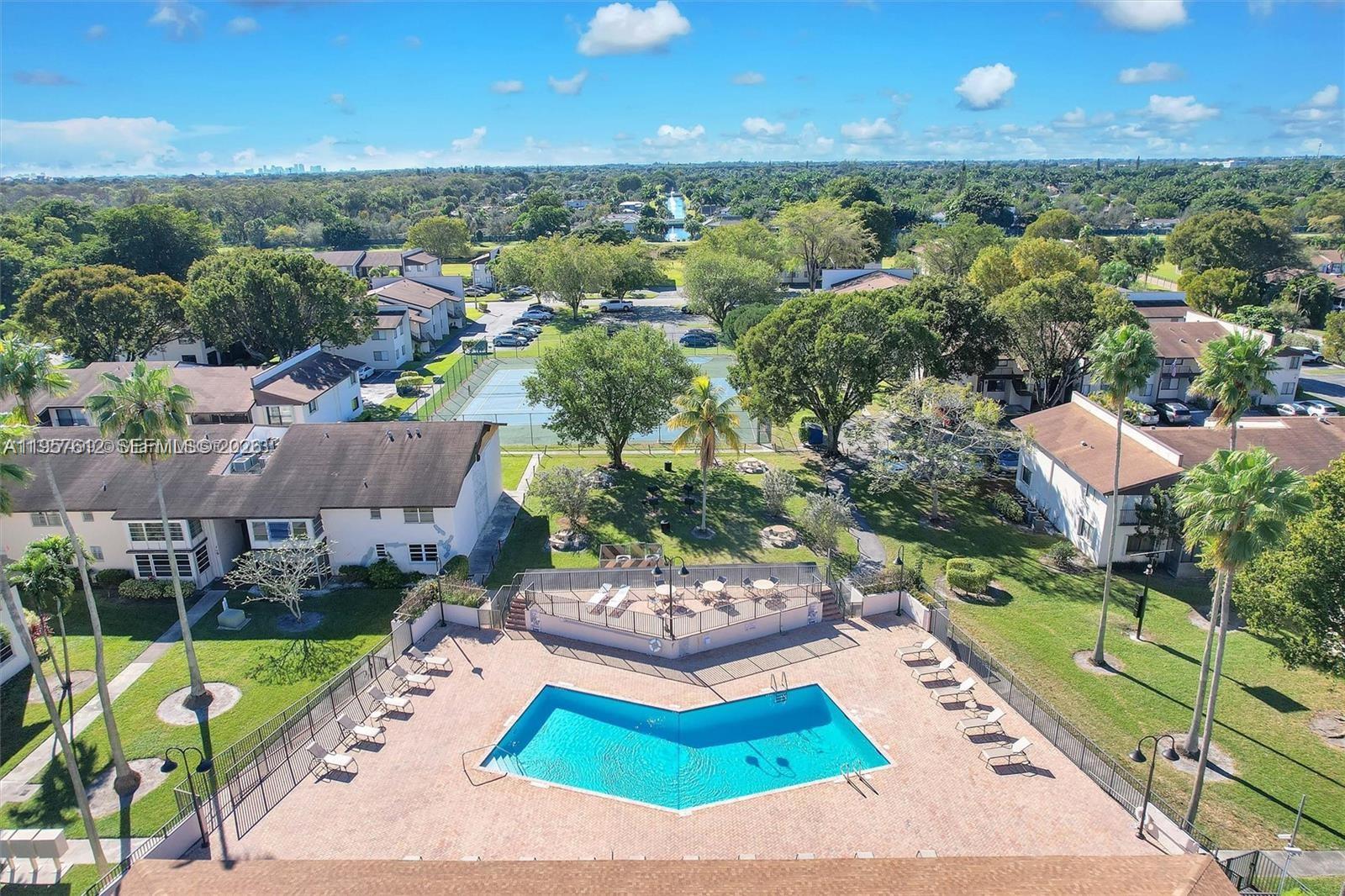 Laurels At Margate Condo - Residential