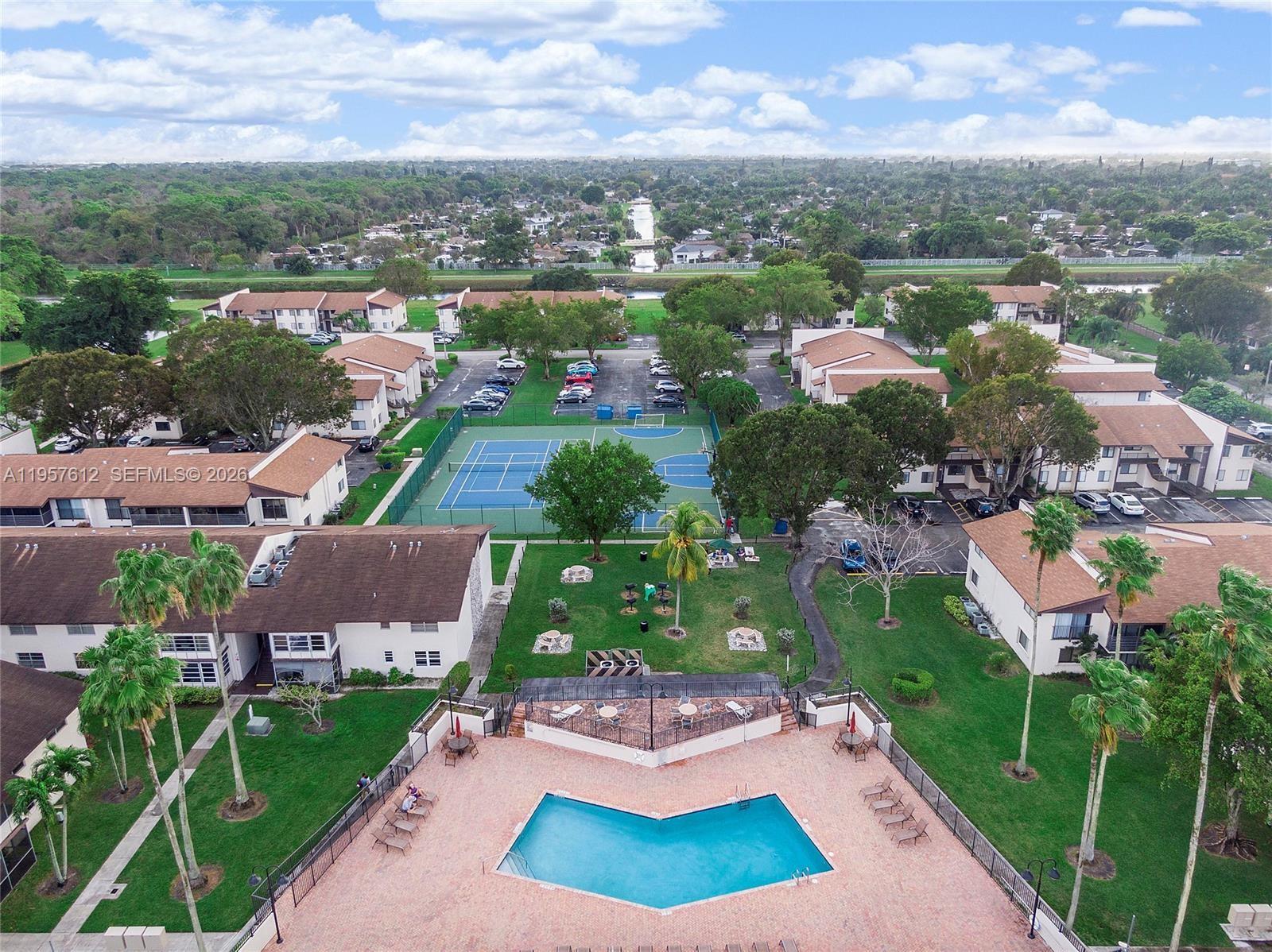 Laurels At Margate Condo - Residential