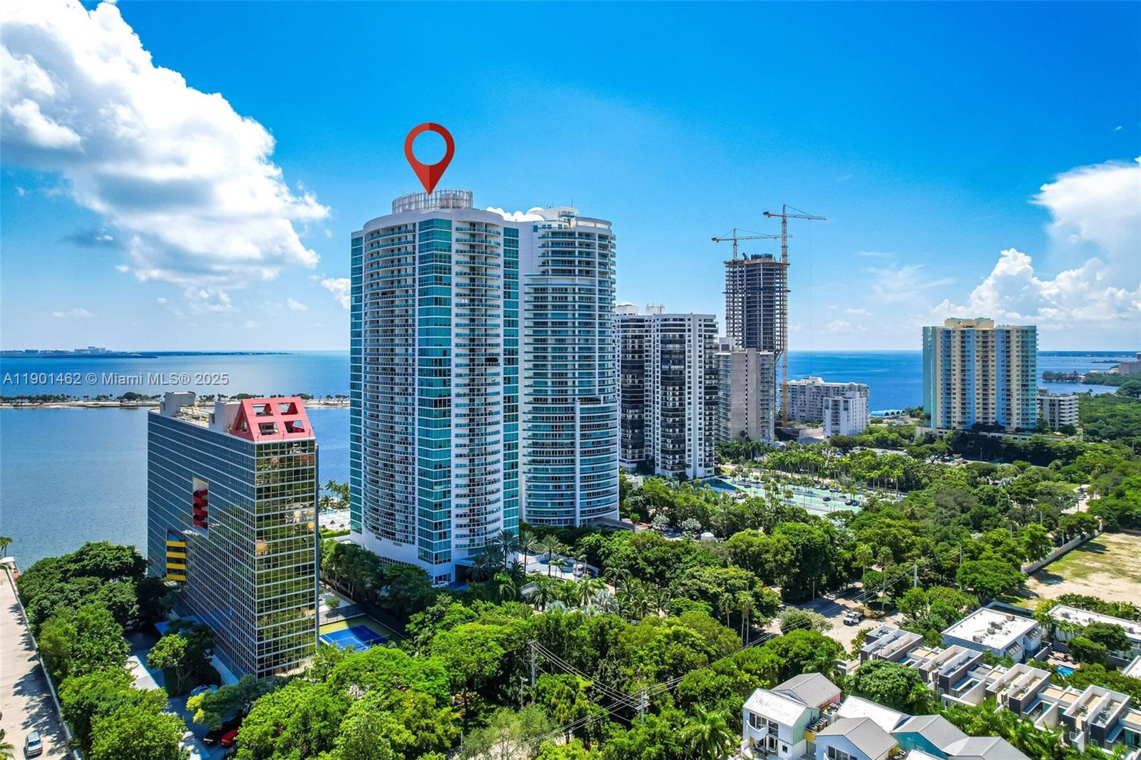 SKYLINE ON BRICKELL CONDO - Residential