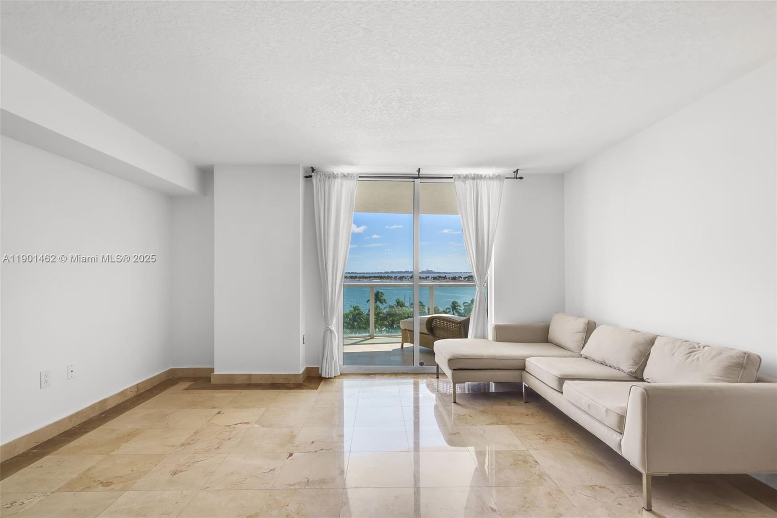 SKYLINE ON BRICKELL CONDO - Residential