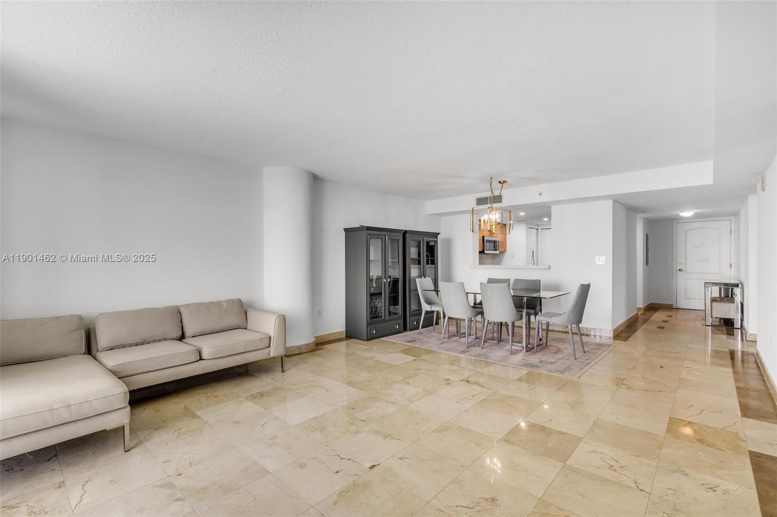 SKYLINE ON BRICKELL CONDO - Residential