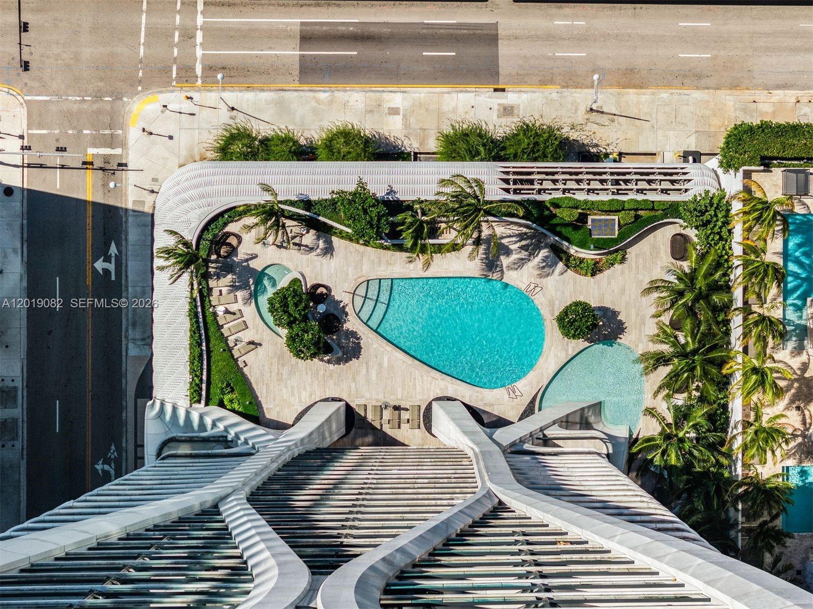 ONE THOUSAND MUSEUM CONDO - Residential