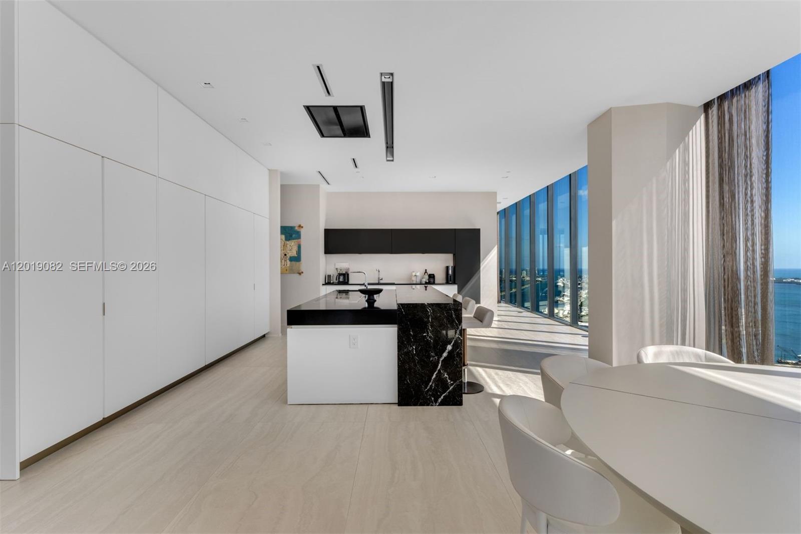 ONE THOUSAND MUSEUM CONDO - Residential