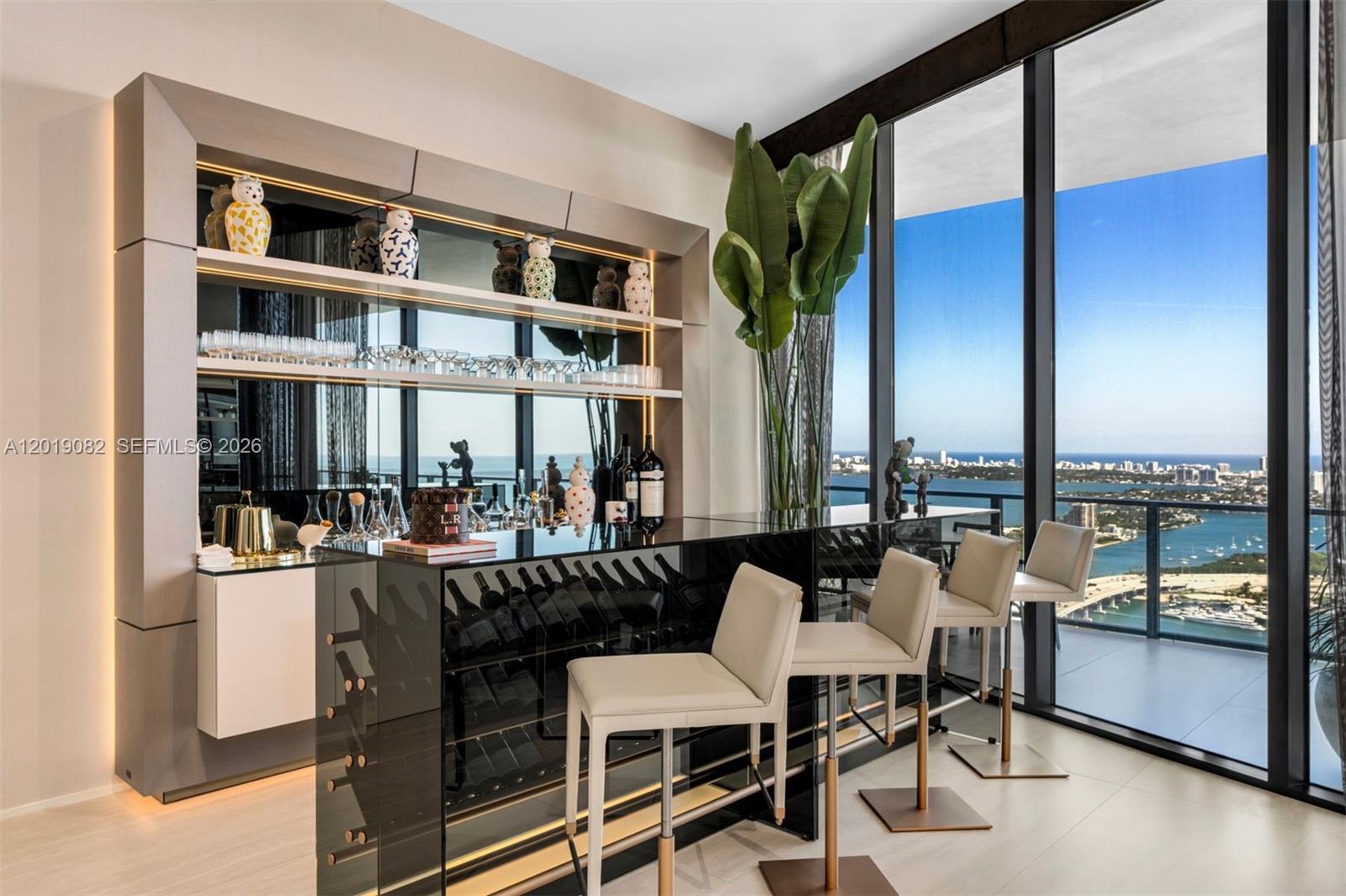ONE THOUSAND MUSEUM CONDO - Residential
