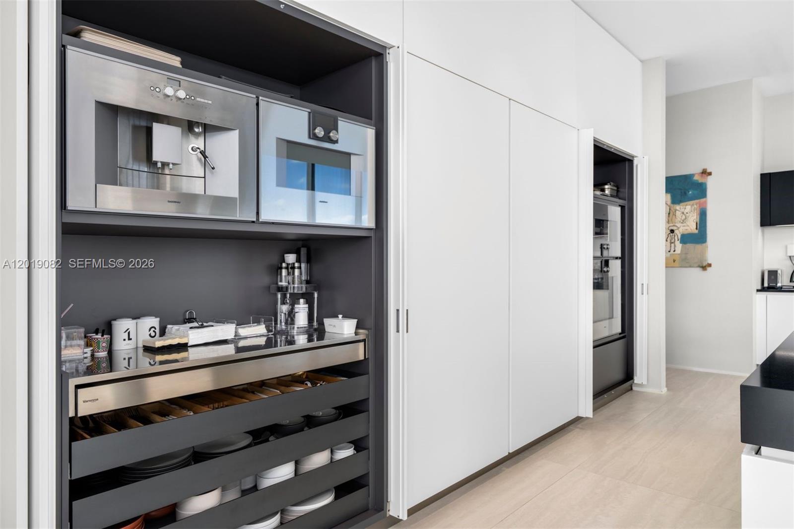 ONE THOUSAND MUSEUM CONDO - Residential