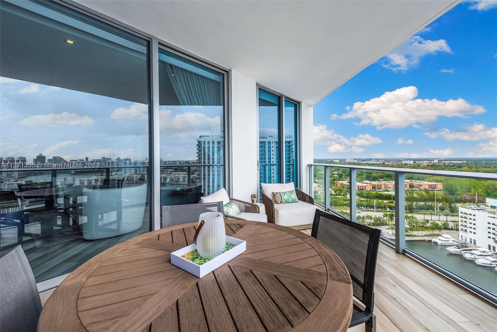 Photo 6 of 59 of 17111 Biscayne Blvd 2107 condo