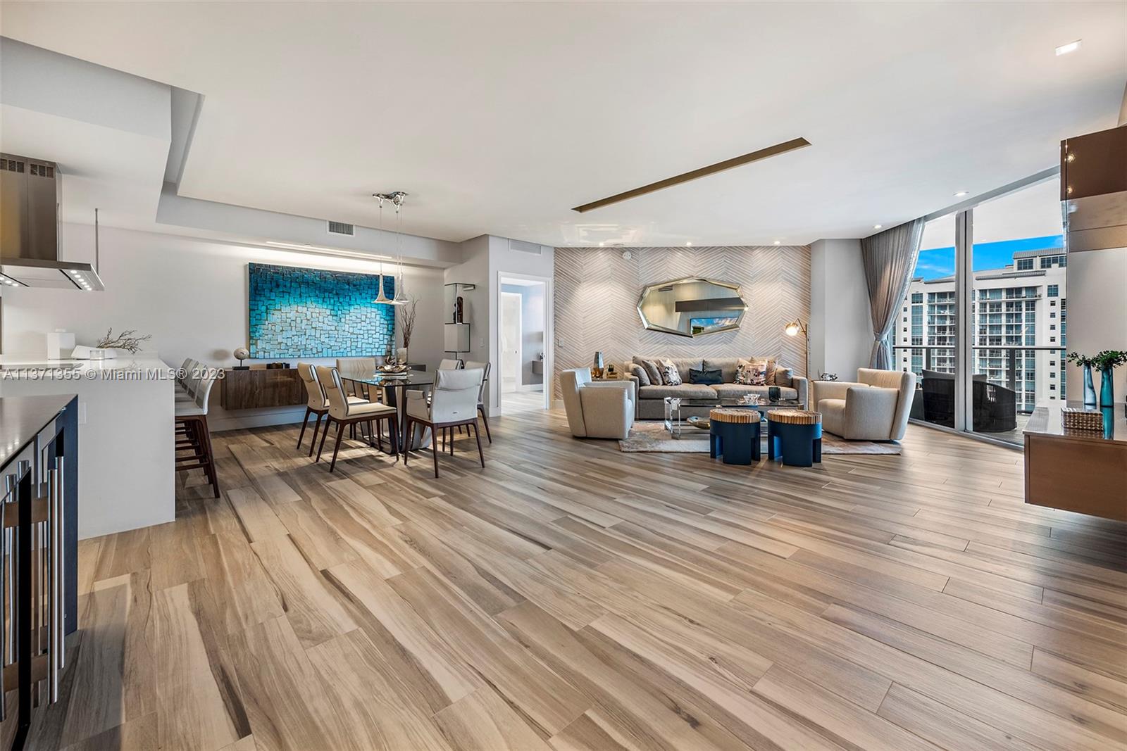 Photo 12 of 59 of 17111 Biscayne Blvd 2107 condo