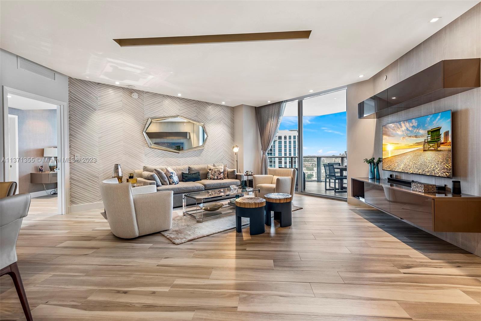 Photo 16 of 59 of 17111 Biscayne Blvd 2107 condo