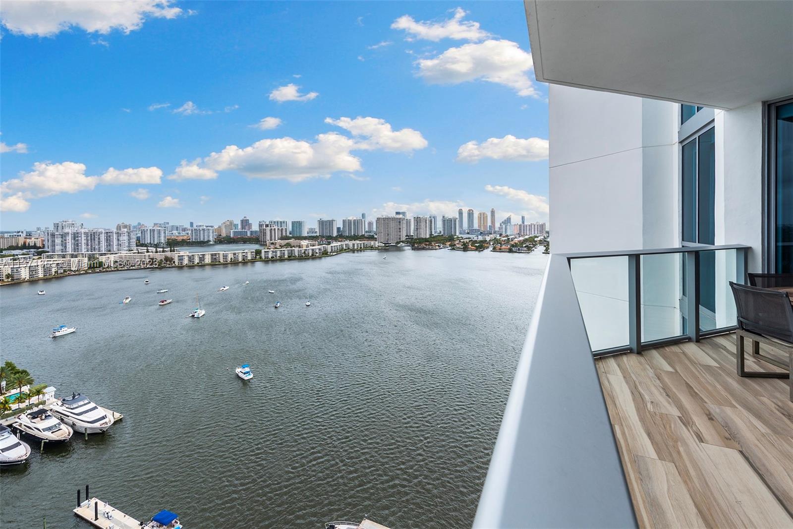 Photo 4 of 59 of 17111 Biscayne Blvd 2107 condo