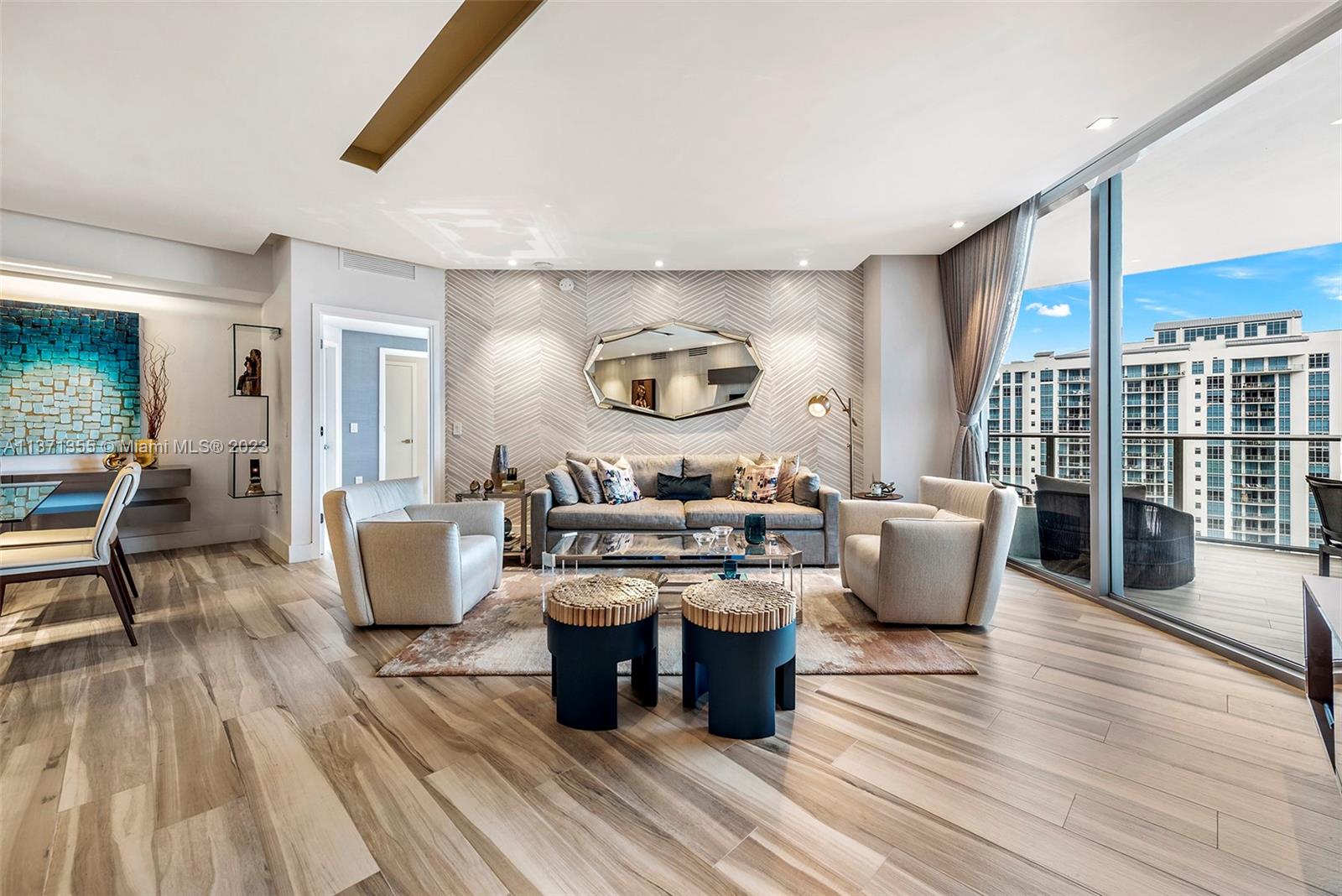 Photo 14 of 59 of 17111 Biscayne Blvd 2107 condo