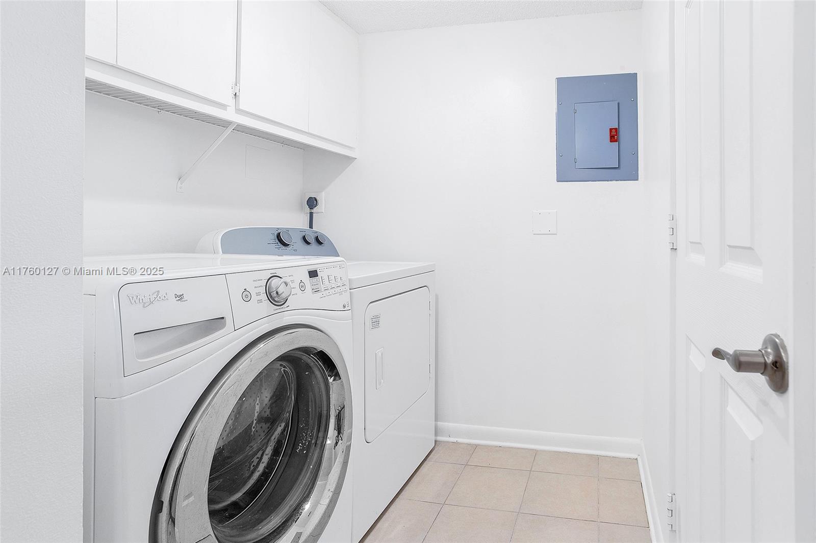 PINE RIDGE AT DELRAY BEAC - Residential Lease