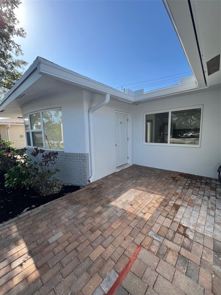 1831 Ne 56th St 4, Fort Lauderdale, Broward County, Florida - 2 Bedrooms  
2 Bathrooms - 